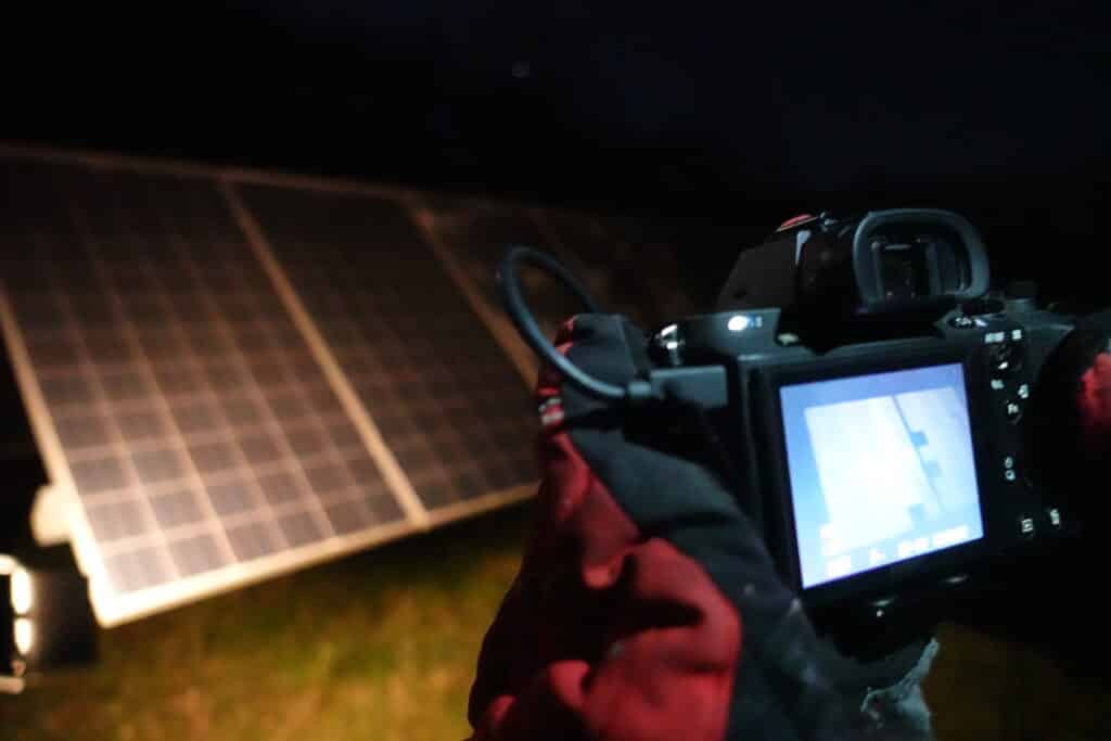 Maintenance prédictive sur panneaux photovoltaïques avec électroluminescence de nuit